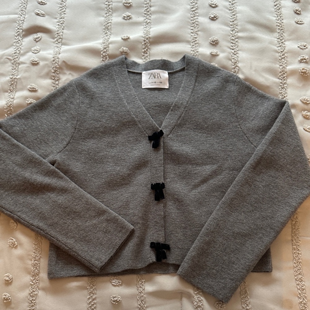 Zara Gray Kids Sweater with Black Bow Accents
